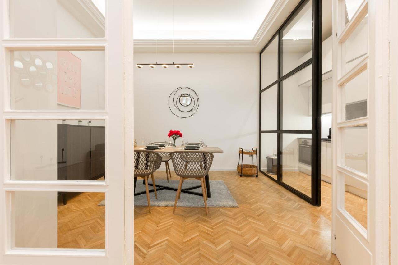 Space And Style In The Heart Of Budapest W 2Br&2Bt Eksteriør billede