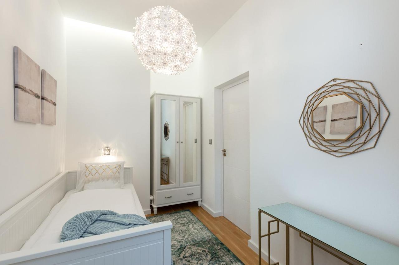 Space And Style In The Heart Of Budapest W 2Br&2Bt Eksteriør billede